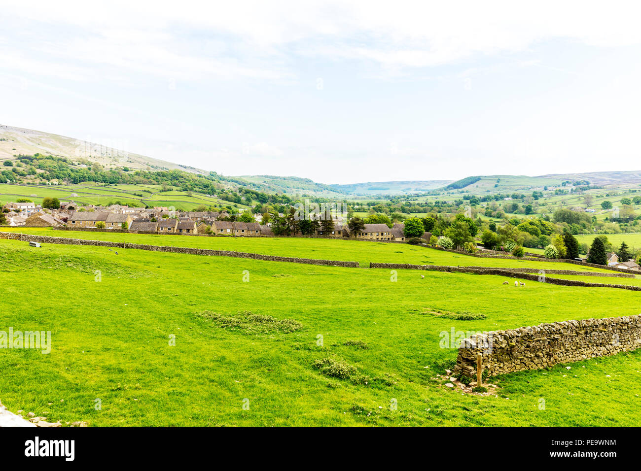 Yorkshire village houses hires stock photography and images Alamy