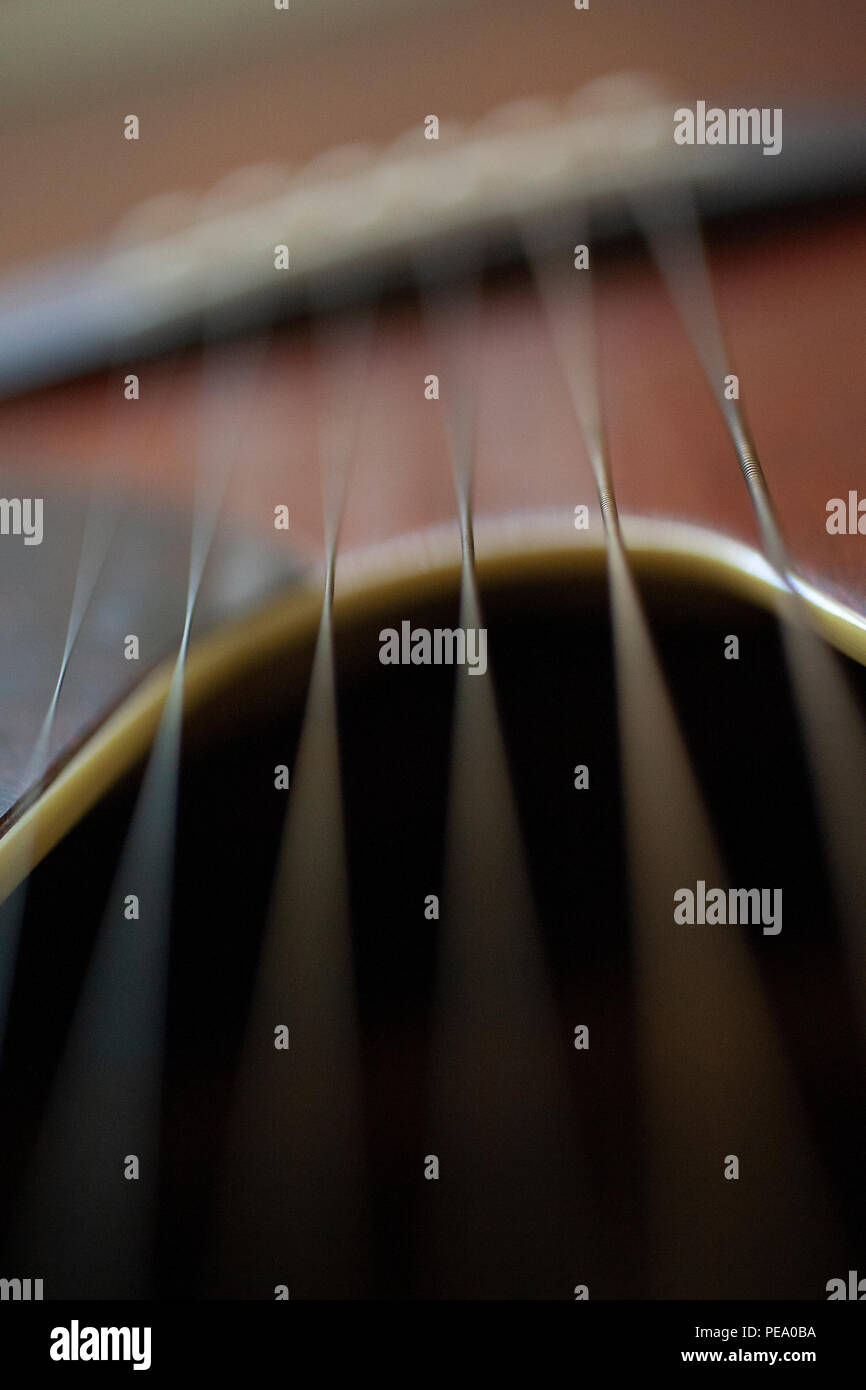 Vibrations of the strings hi-res stock photography and images - Alamy