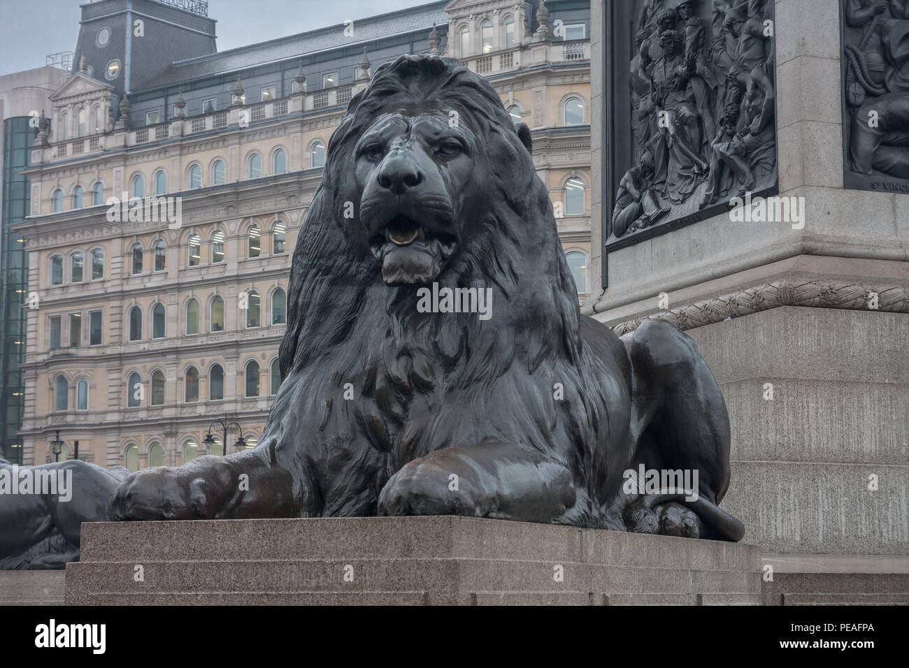 Lion Statue Uk High Resolution Stock Photography and Images - Alamy