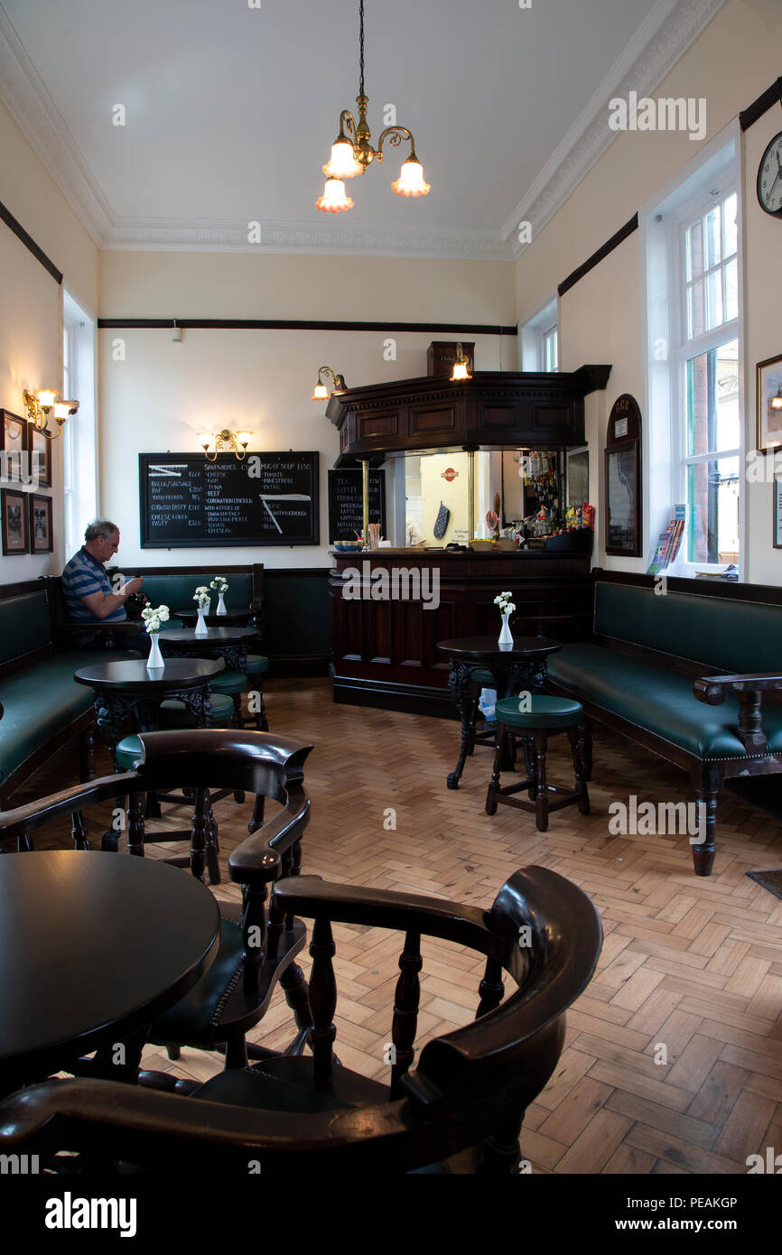 Refreshment room on Loughborough Railway station heritage line for shelter drinks and meals Stock Photo