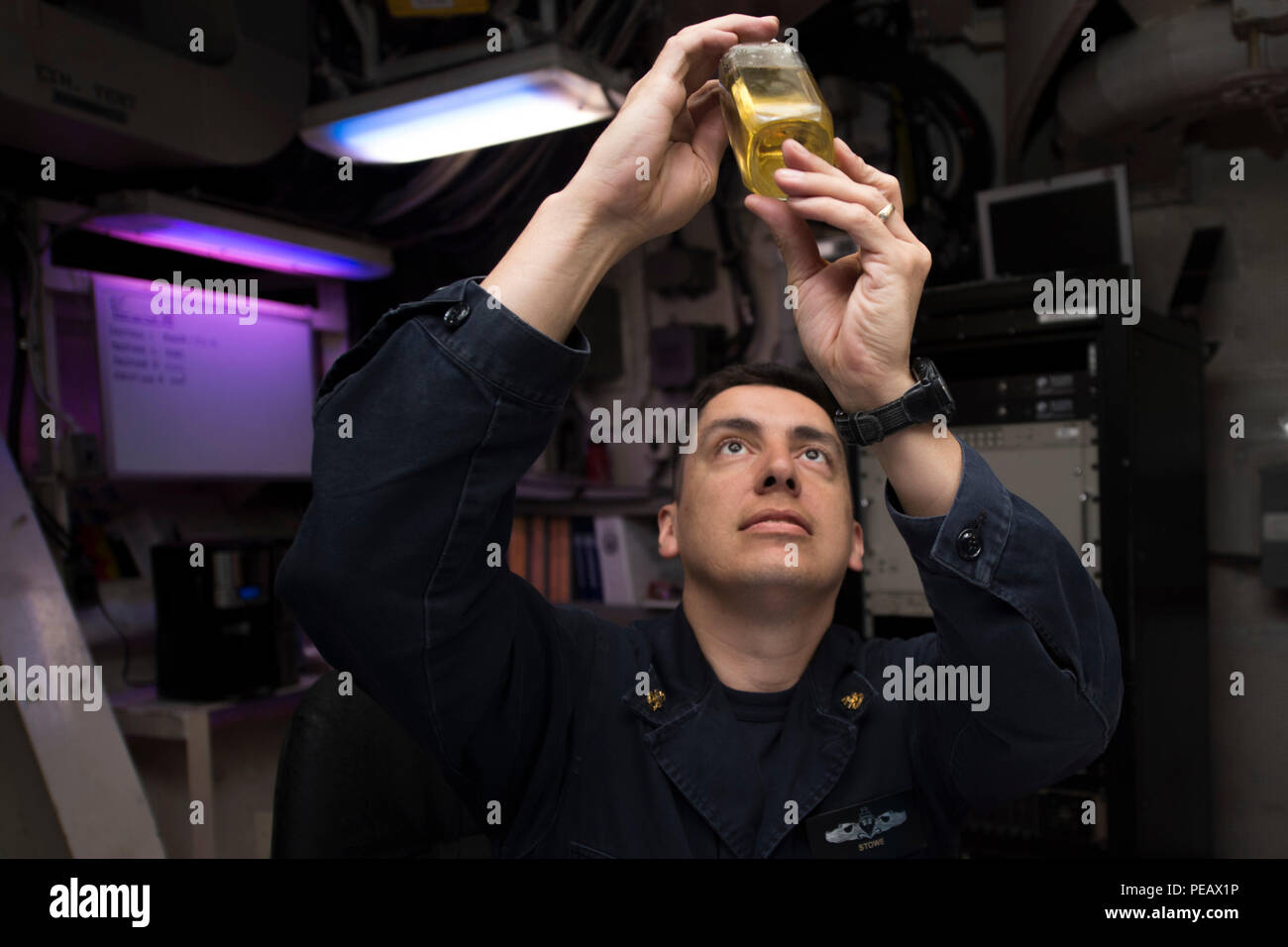 Lube oil test hires stock photography and images Alamy