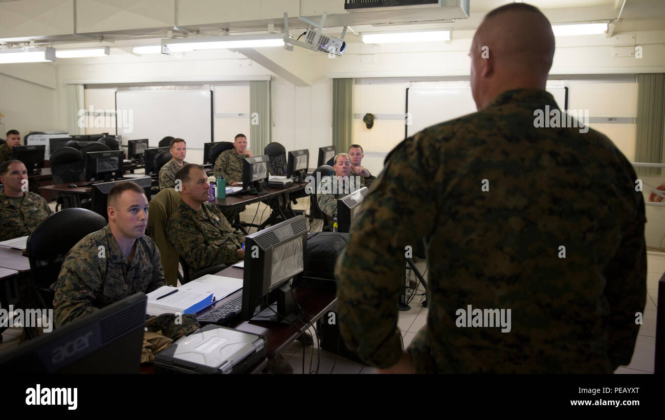 Демография египта. Ситуация в судде. Судд южный судан. Железная дорога в египте. Болото судд в южном судане.
