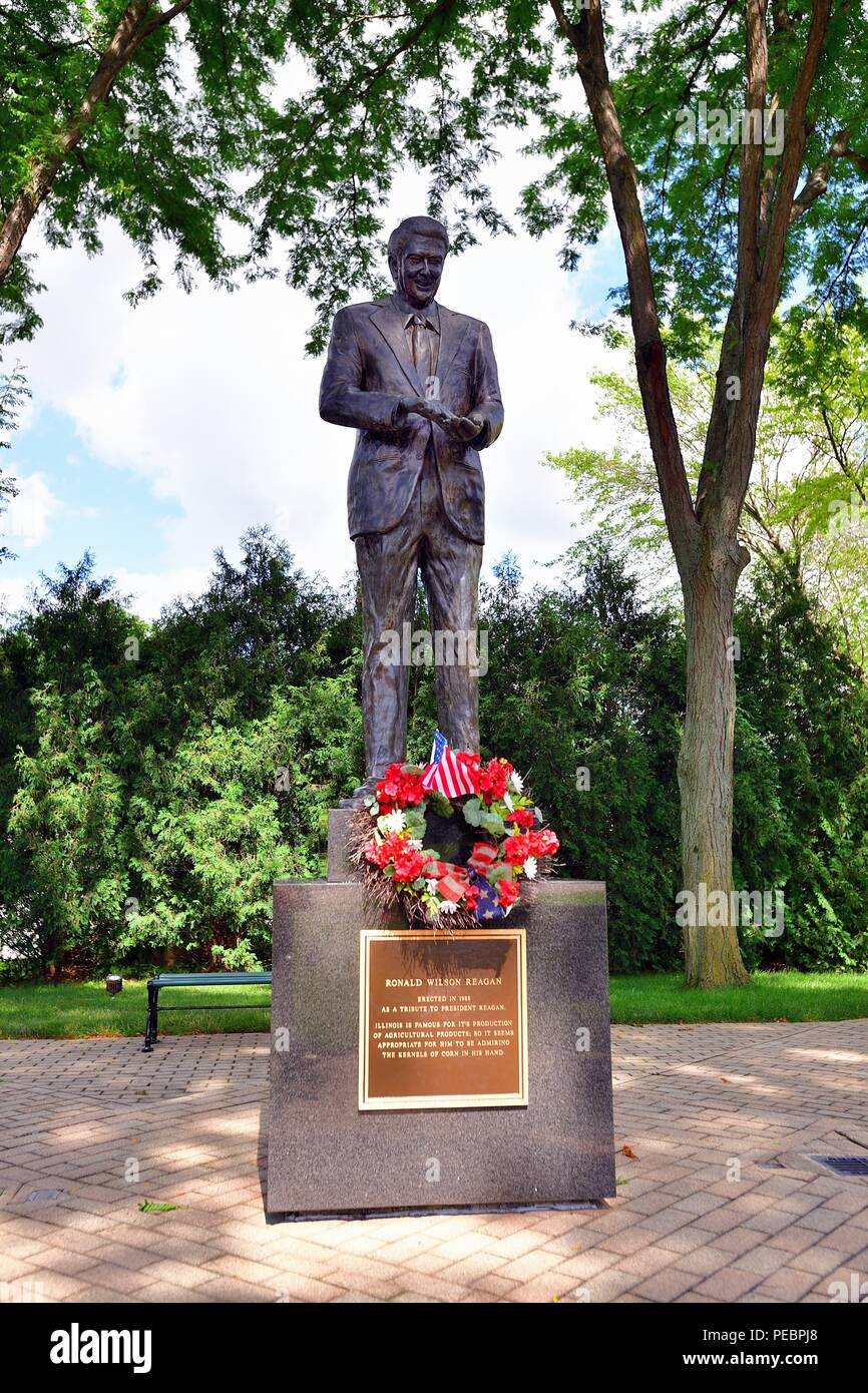 Dixon, Illinois, USA. A statue on the grounds of the boyhood home and residence of Ronald Reagan in Dixon, Illinois, Stock Photo