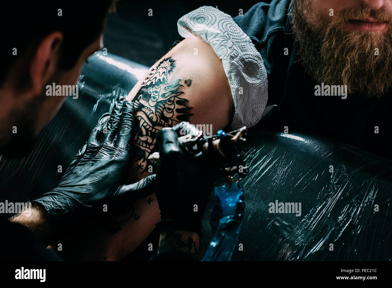 Partial view tattoo artist hi-res stock photography and images - Alamy