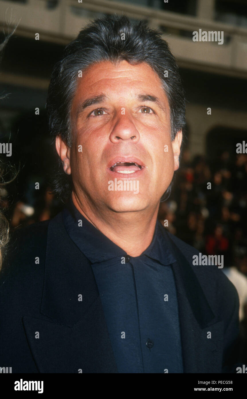 Jon peters producer hi-res stock photography and images - Alamy