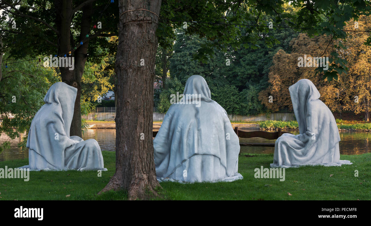 Sculptures by Manfred Kielnhofer, Wachter der Zeit, Finkenherd, Kassel, Hesse, Germany, Wächter der Zeit Stock Photo