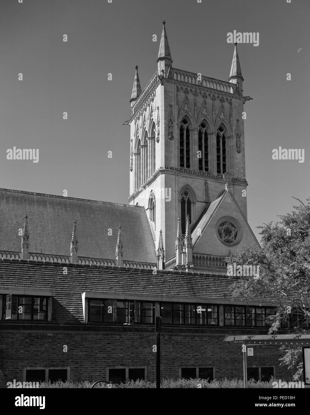 Cambridgeshire CAMBRIDGE The new chapel of St John/'s College old print 1869