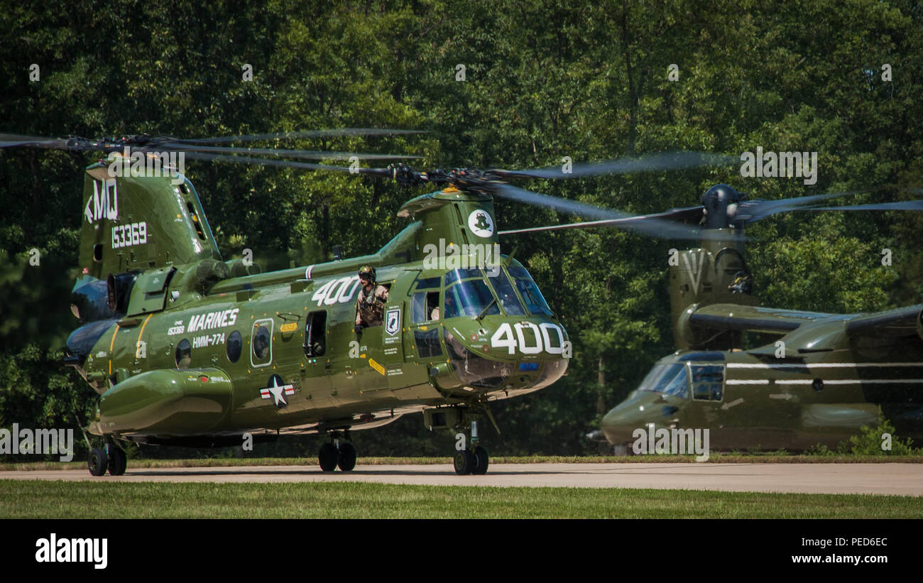 The CH46 begins its landing during the CH46 Retirement Ceremony at