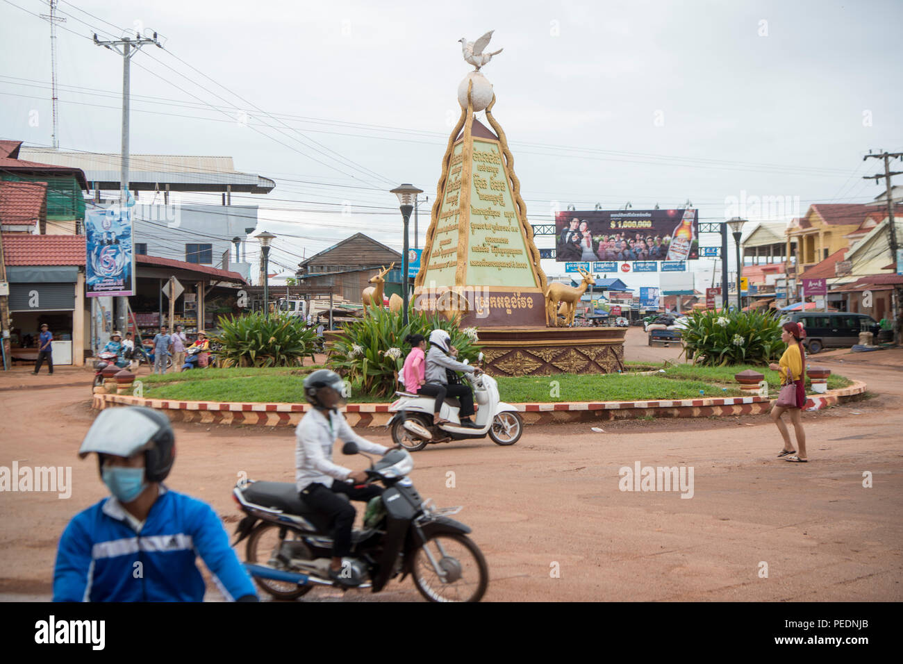 the city square with the Dove of Peace Monument in the city centre of ...