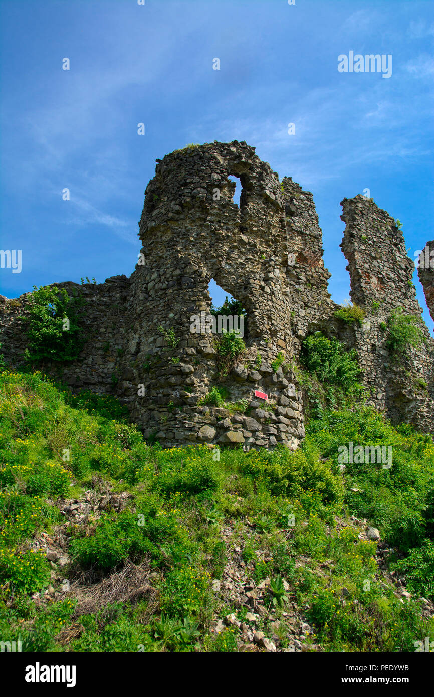Huge ancient stone mansion hi-res stock photography and images - Alamy