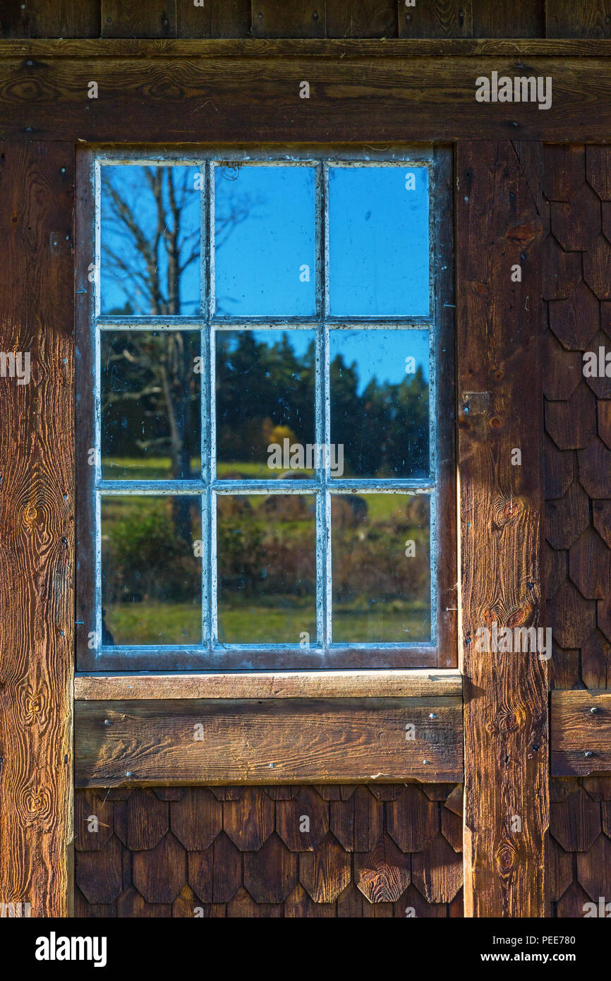 Casement windows hires stock photography and images Alamy