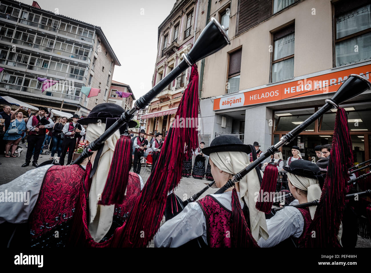 Spain bagpipe hires stock photography and images Alamy