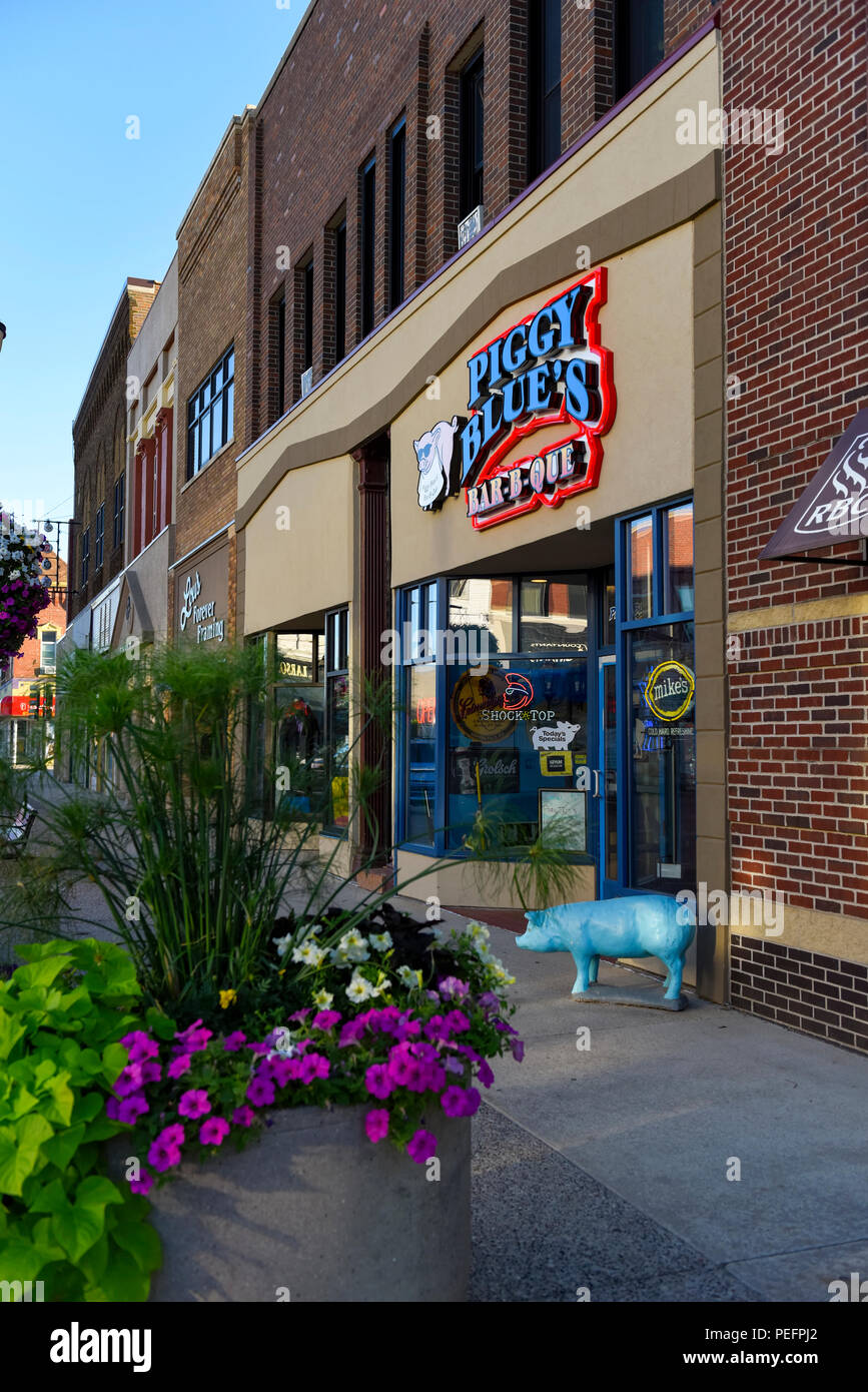 Piggy Blues Bar-b-que on Main Street in Austin, MN 55912 Stock Photo