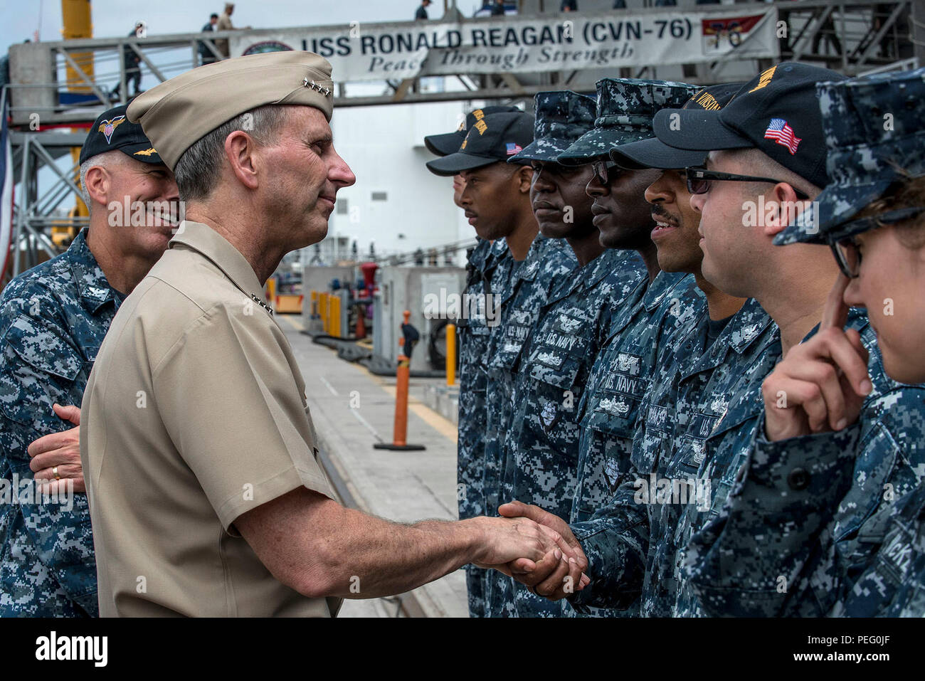 150817-N-IN729-167 SAN DIEGO (Aug. 17, 2015) Chief of Naval Operations ...