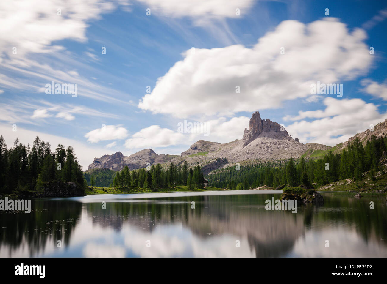 Alpine mountain summer lake. Dolomites Alps, Italy Stock Photo - Alamy