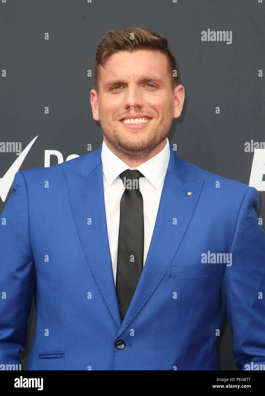 Comedy Central Roast Of Bruce Willis Featuring Chris Distefano Where