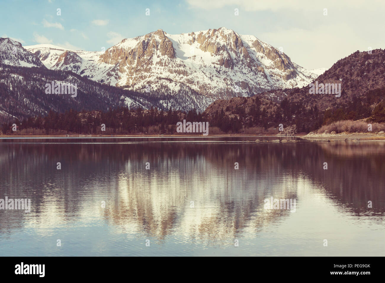 Sierra Nevada mountains Stock Photo - Alamy