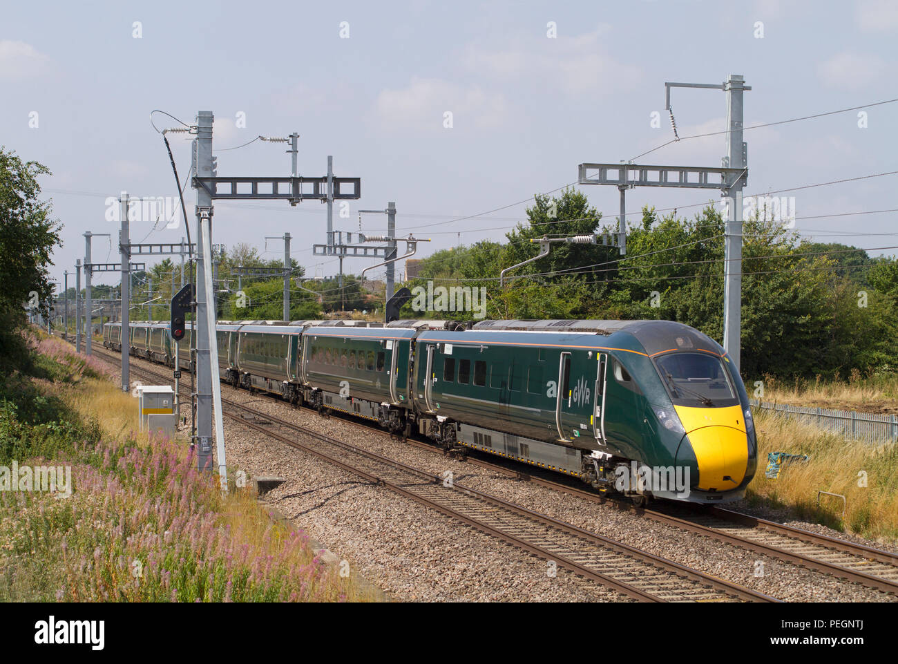 A pair of class 800 IET (Intercity Express Train) numbers 800014 and 800009 forms a Great Western Railway service at South Marston. Stock Photo