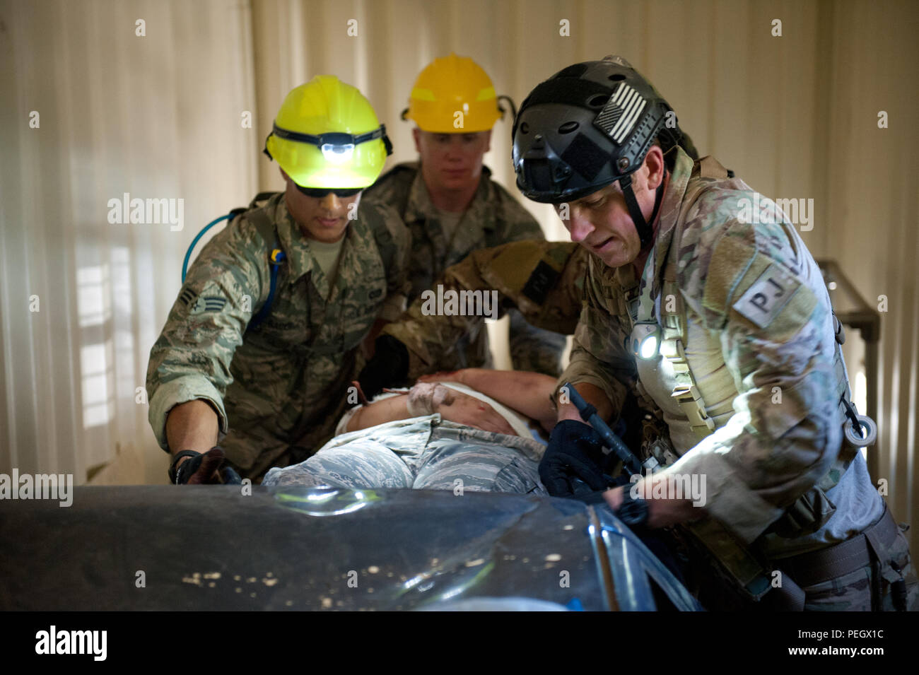 Simulated Rubble Collapsed building simulation hi-res stock photography and images - Alamy