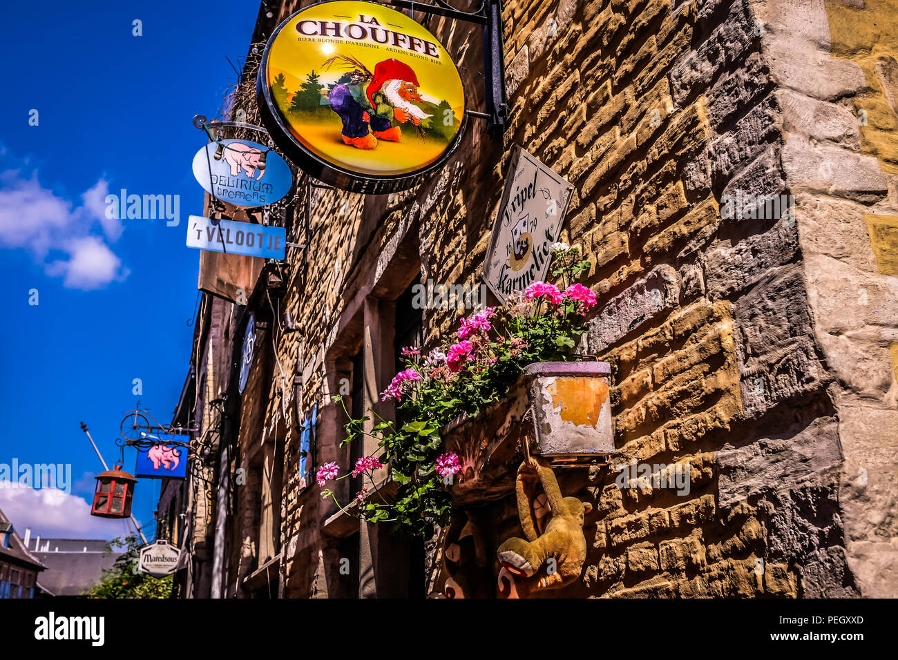 Beer signs hires stock photography and images Alamy