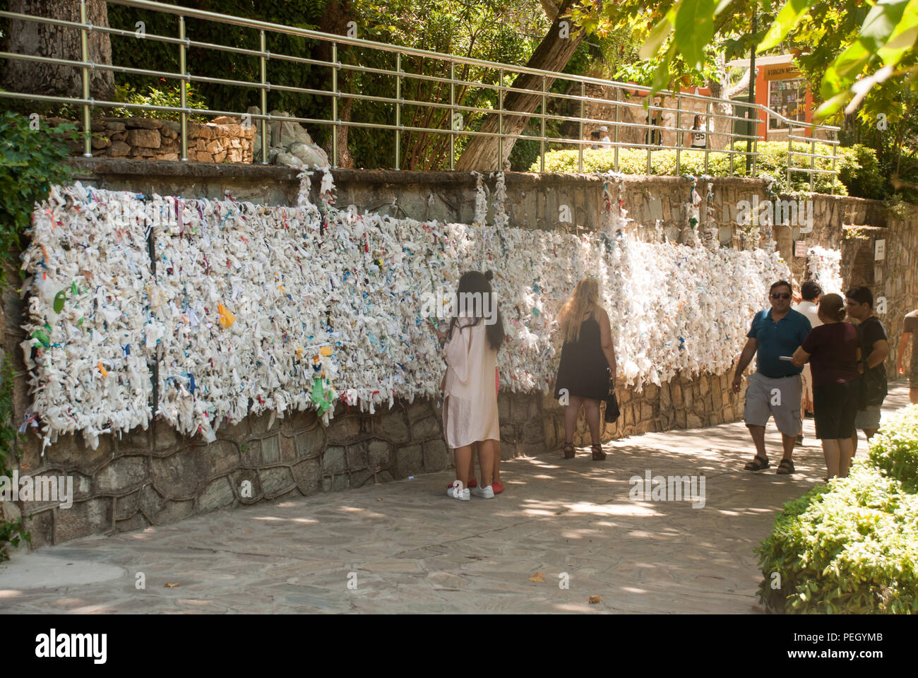 Wall of wishes hires stock photography and images Alamy