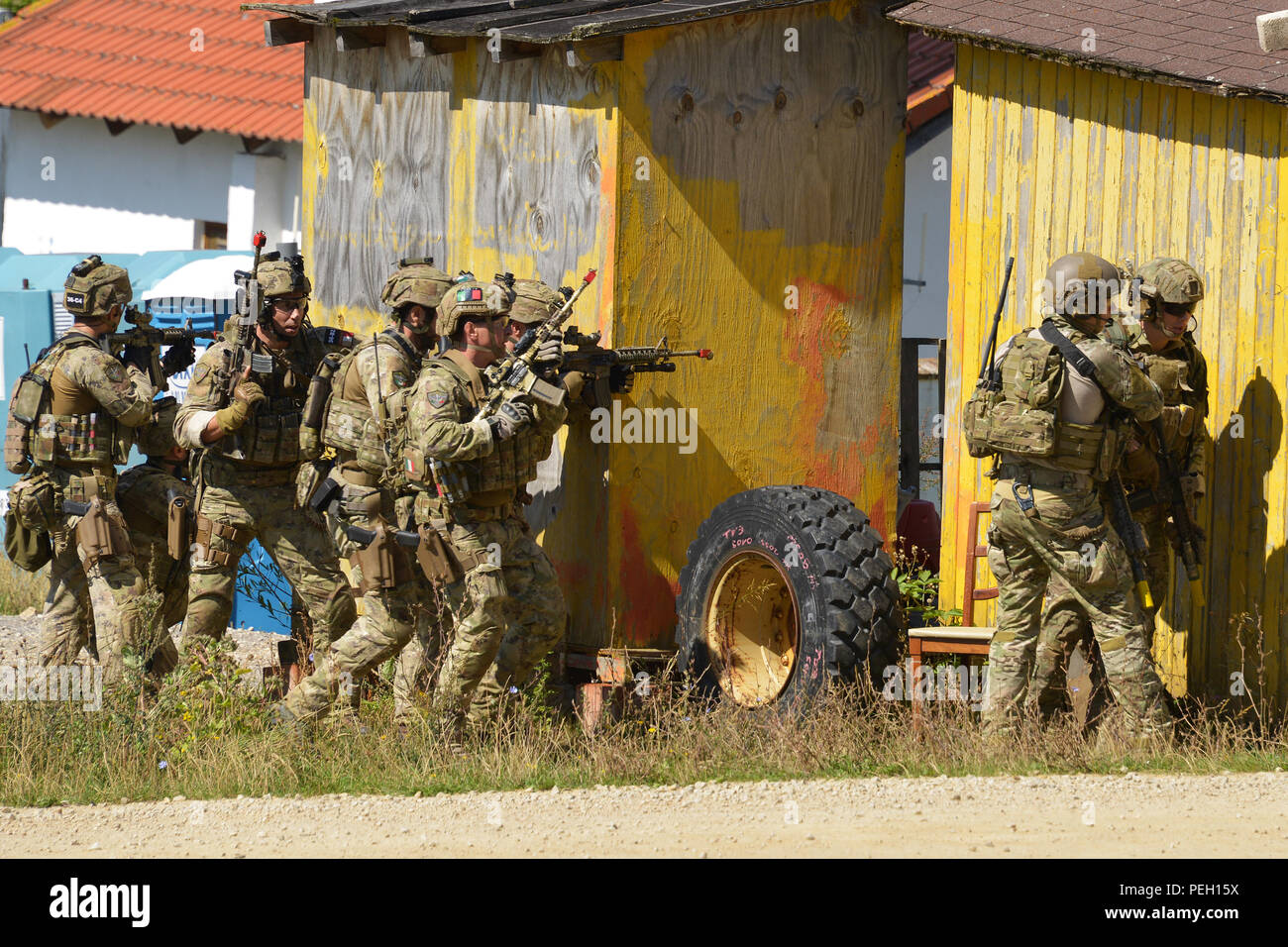 U.S. Soldiers from the 75th Ranger Regiment, alongside Italian Special ...