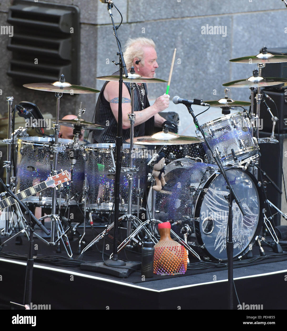 joey kramer drums