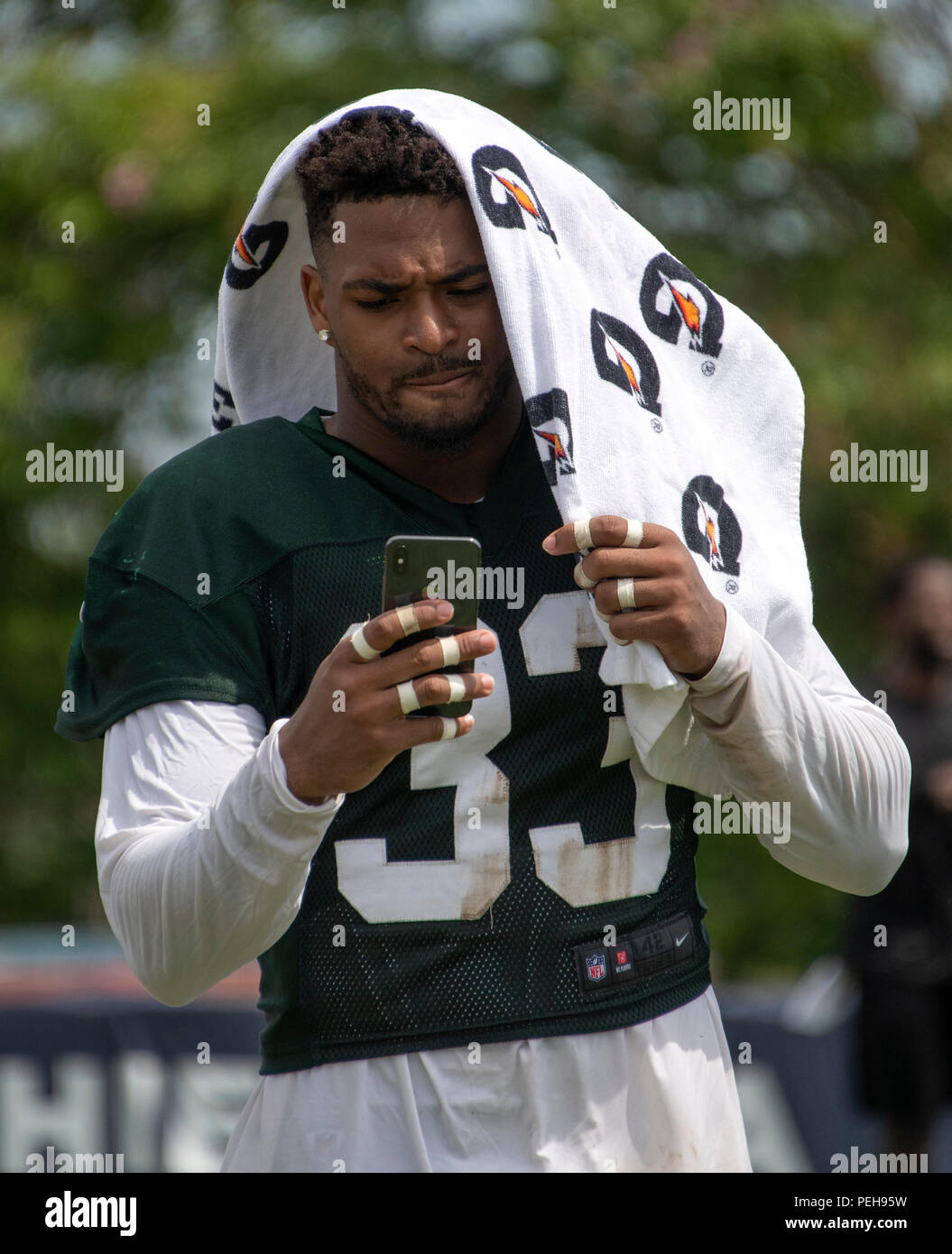 Jamal Adams loses it over new Jets jerseys – New York Daily News