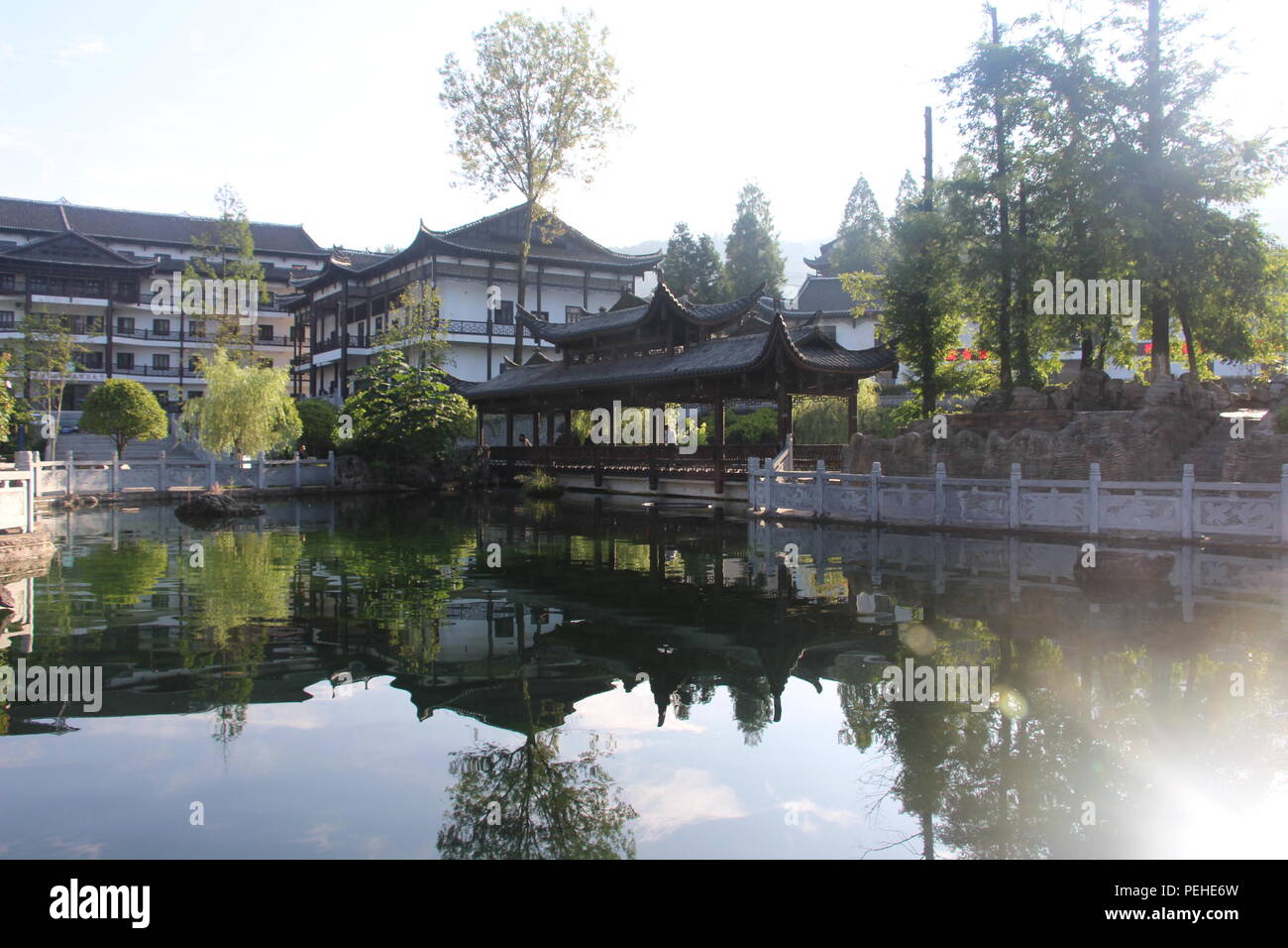 Enshi, Enshi, China. 16th Aug, 2018. Enshi, CHINA-Scenery of Mufu Ancient Town in Enshi, central China's Hubei Province. Credit: SIPA Asia/ZUMA Wire/Alamy Live News Stock Photo