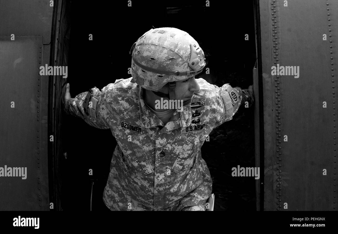 U s army jumpmaster staff sgt hires stock photography and images Alamy