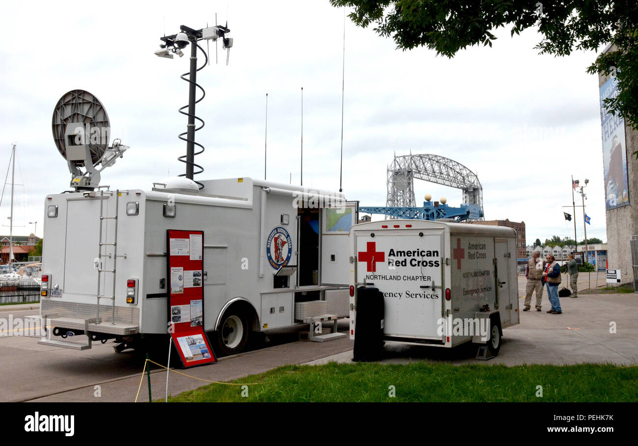 The 148th Fighter Wing’s Joint Communications Platform (JCP) operates at the Duluth Entertainment Convention Center (DECC), Duluth, Minn. Aug. 25, 2015, in support the Red Cross as part of Vigilant Guard 2015. Vigilant Guard is a United States Northern Command and National Guard Bureau-sponsored exercise program designed to improve emergency coordination, response and recovery management with federal, regional, local, civilian and military partners. (U.S. National Guard photo by Tech. Sgt. Scott G. Herrington/Released) Stock Photo