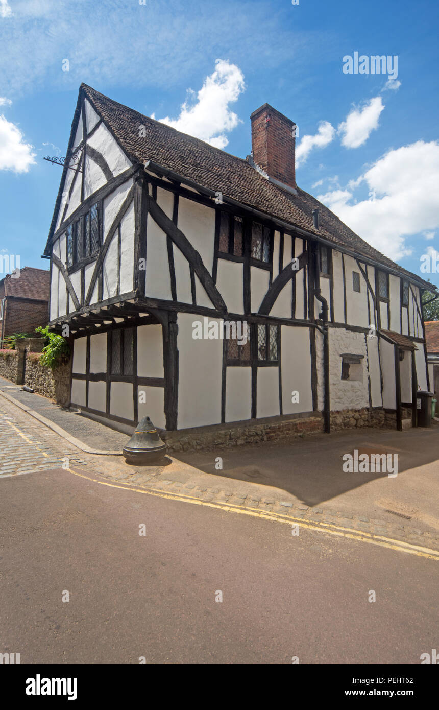 West Malling Kent Timber Framed Cottage UK Stock Photo Alamy