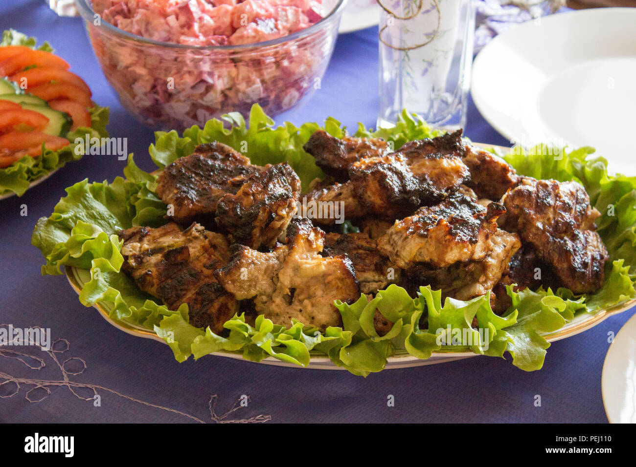 Grill setting hi-res stock photography and images - Alamy