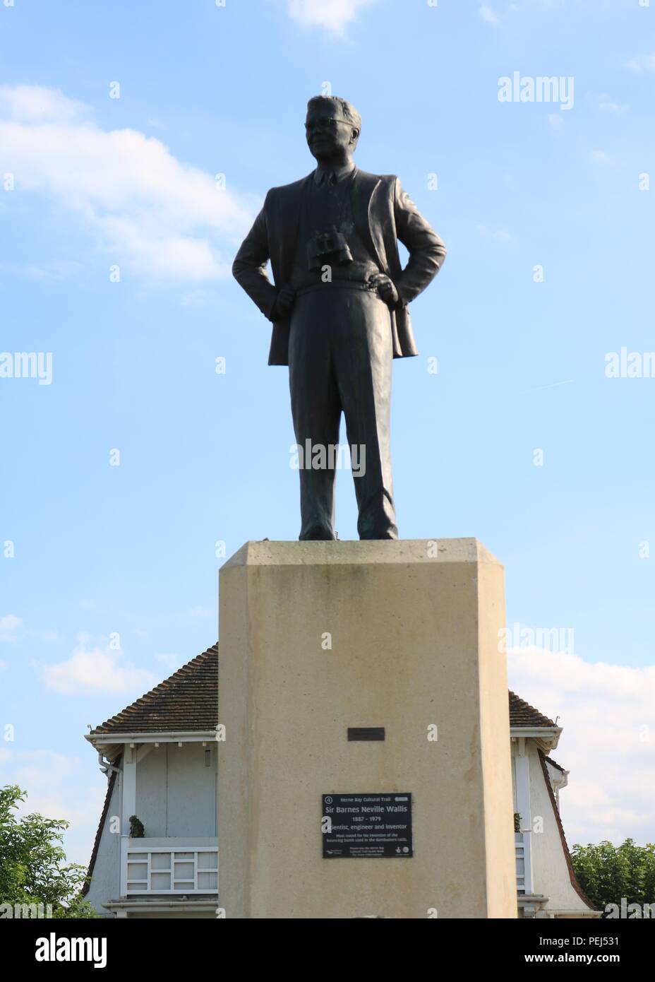 Sir Barnes Wallis Bronze , Herne Bay , Kent Stock Photo