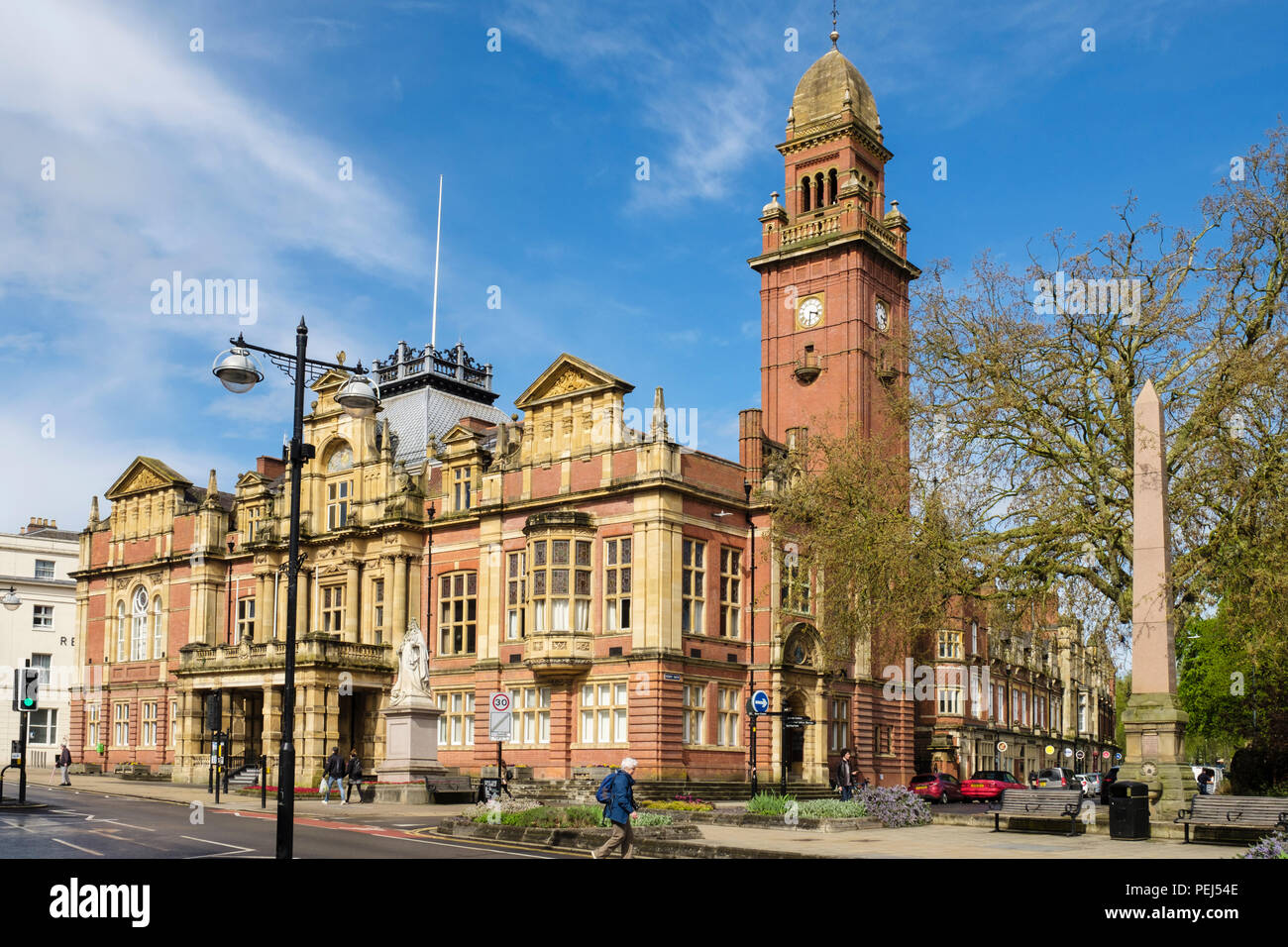 Town Hall building, war memorial and clock tower. Leamington Spa, Warwickshire, West Midlands, England, UK, Britain Stock Photo