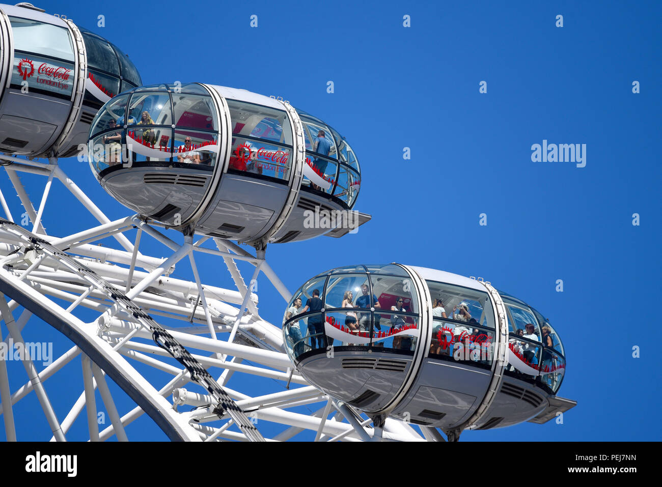London eye gondola hi-res stock photography and images - Alamy