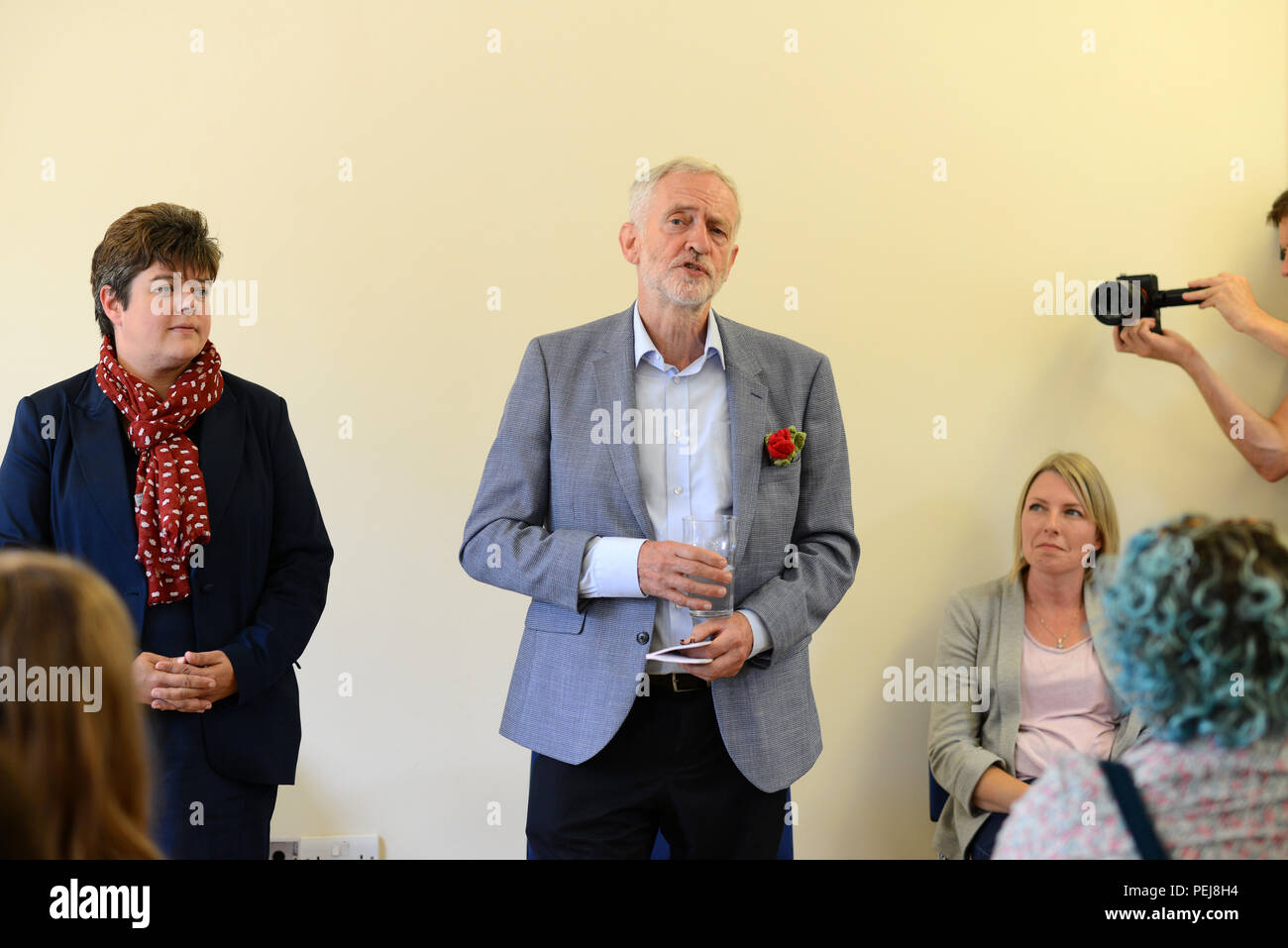 Jeremy Corbyn speaking with Katrina Gilman 2018 DAVE BAGNALL PHOTOGRAPHY Stock Photo