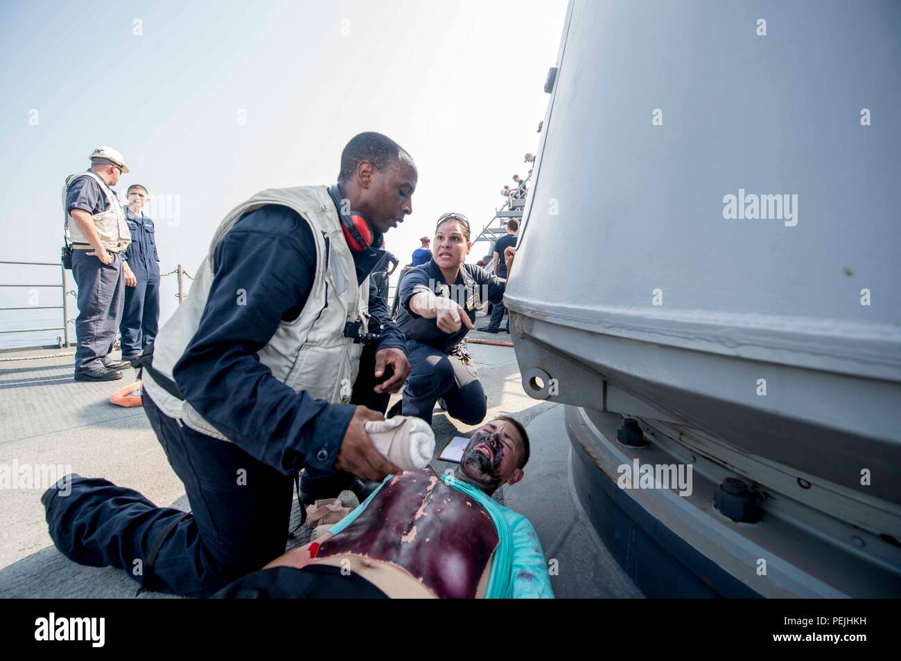 Cyclone class uss typhoon pc 5 hi-res stock photography and images - Alamy