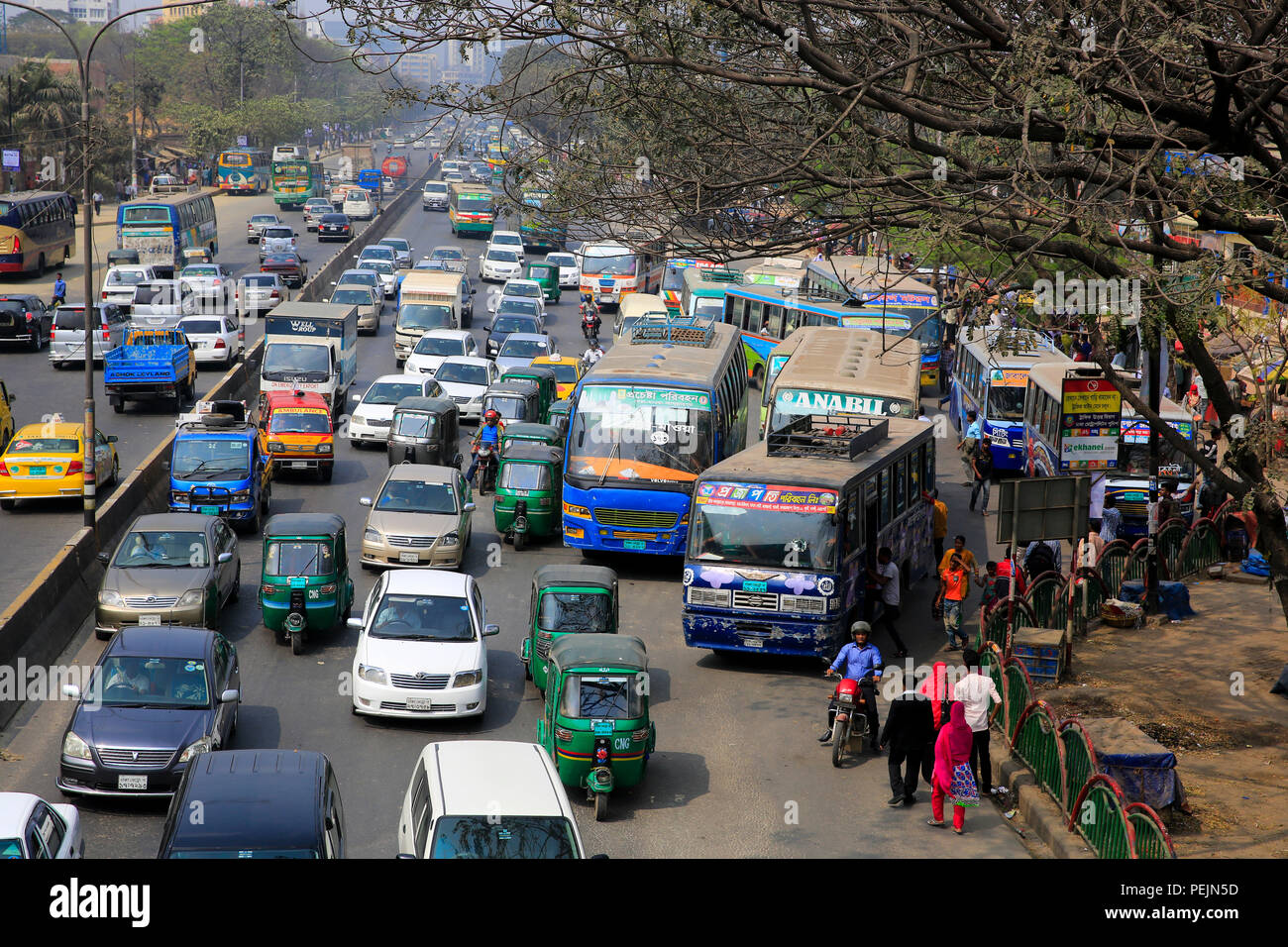 Heavy traffic on the Airport Road in Dhaka, Bangladesh Stock Photo Alamy