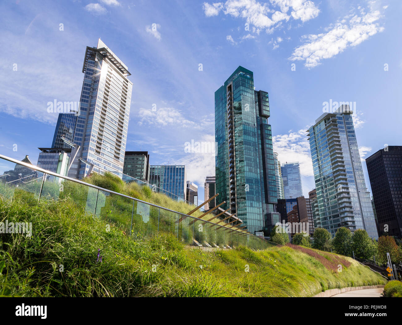 Apartment buildings in downtown Vancouver's Coal Harbour Stock Photo ...