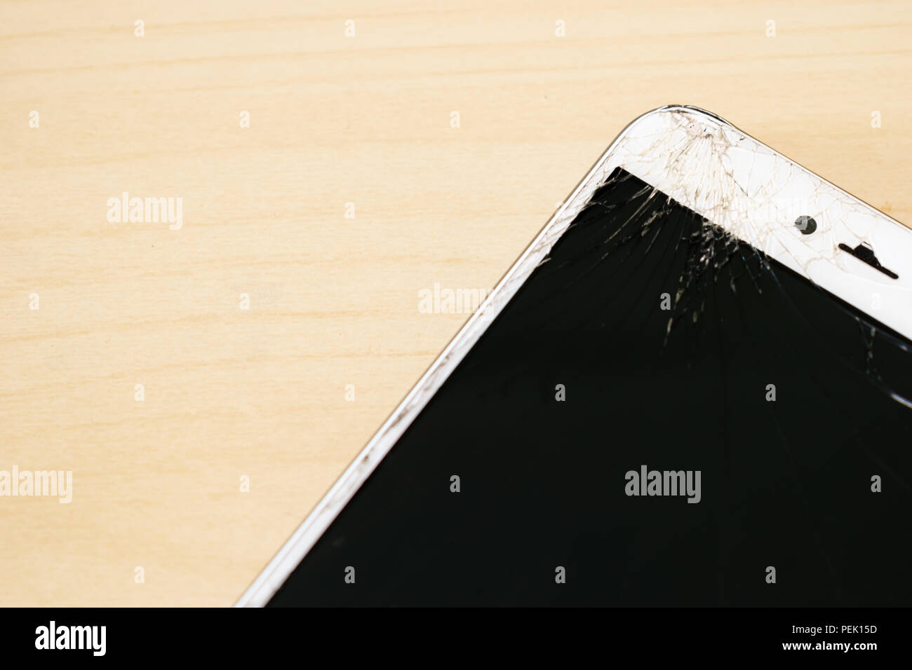 how to fix broken lcd screen on phone in stock