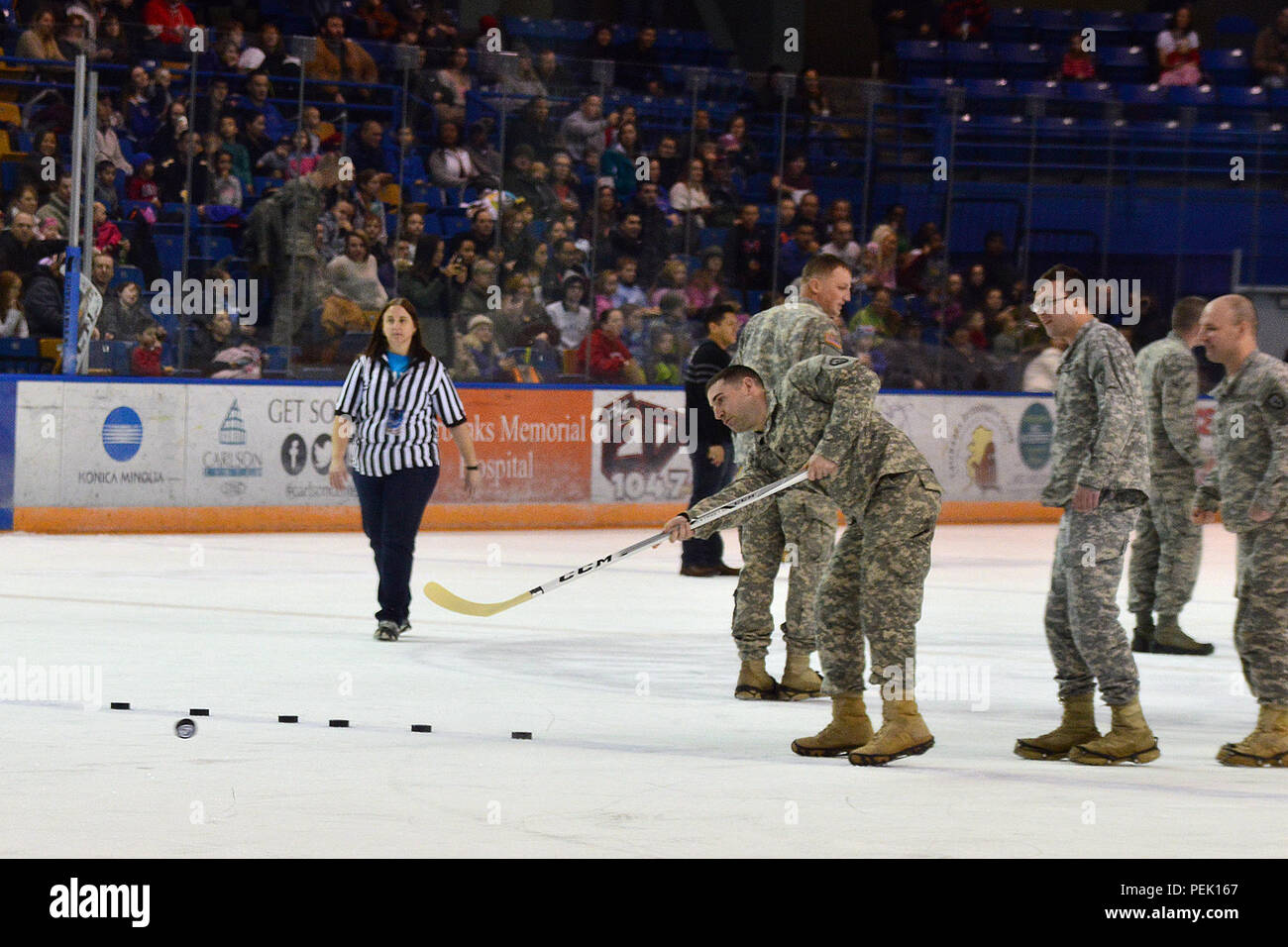 Army competitors take part in the Best Shot Competition of the Arctic