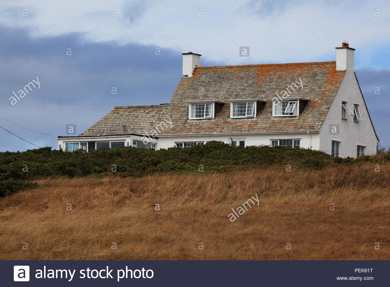 A Cornish Home Overlooking The Ocean At Daymer Bay North Cornwall