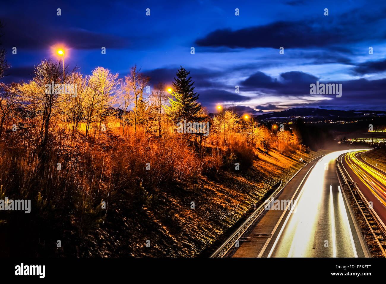 Long dark highway hi-res stock photography and images - Alamy