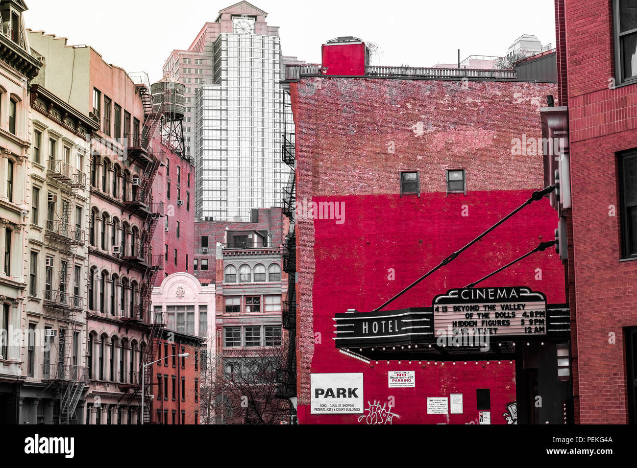 Landscape View Of An Old Cinema With A Red Wall In The Background In The City Of Manhattan New York Stock Photo Alamy