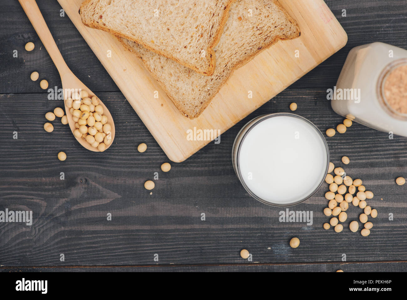 Хлеб из сои. Соевый хлеб купить. Хлеб сое. Хлеб сое. Хлеб алиса.