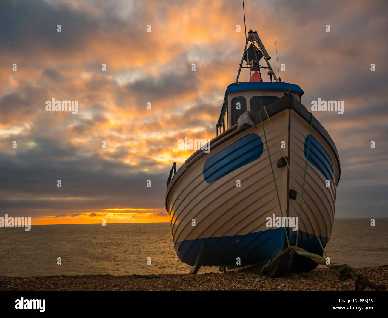 Dungeness seascape hi-res stock photography and images - Alamy