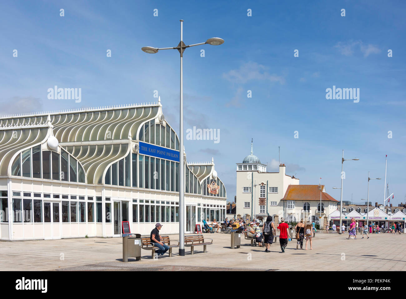 Lowestoft pavilion hires stock photography and images Alamy