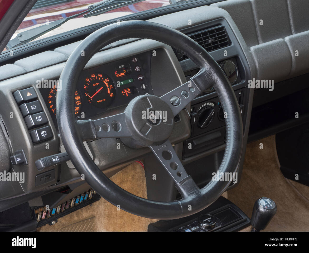 Renault 5 turbo 2 hi-res stock photography and images - Alamy