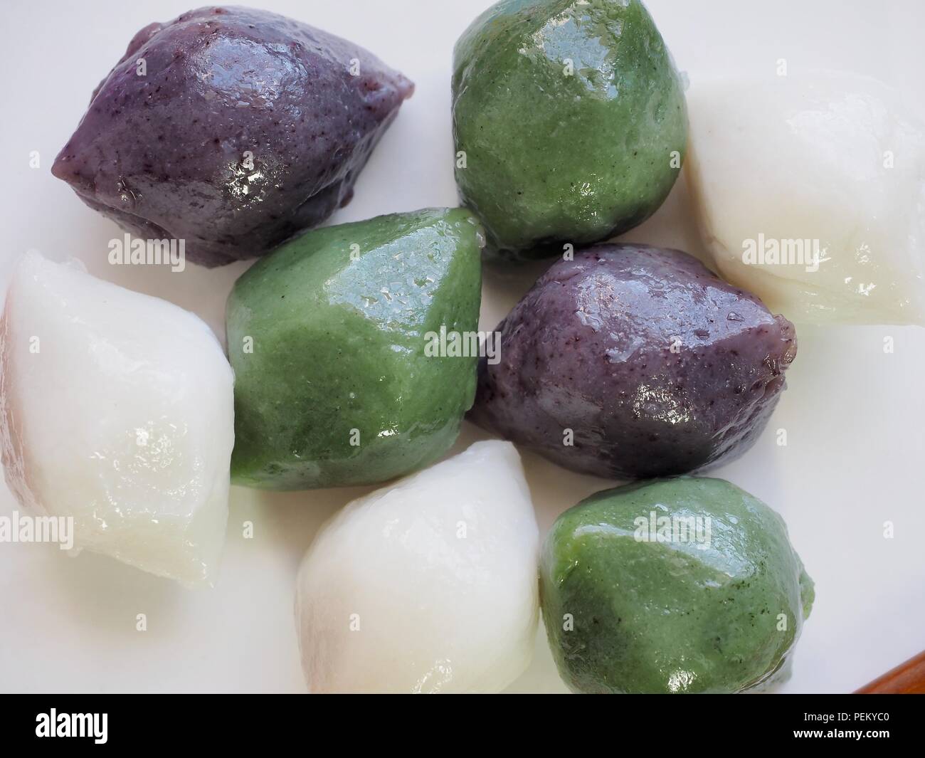 Korean food Songpyeon, half-moon-shaped rice cake Stock Photo - Alamy